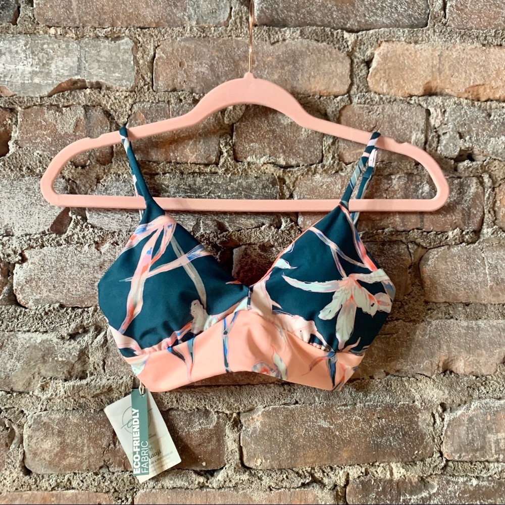 NWT Maaji Bikini Top
